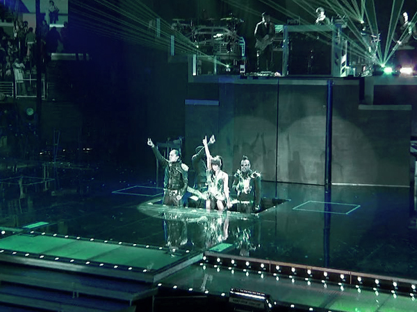 Black Eyed Peas Tour Broadcast